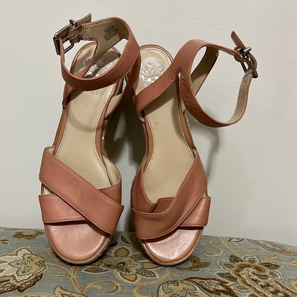 Vince Camuto Shoes - Vince Camuto, pink leather wedge, sandal, size 9